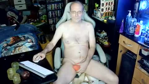 Snapshot of granitecock71 chatting on 05-02-26, 01:54 Christopher online show from 05-02-26, 01:54