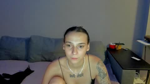 Snapshot of gravitation777 chatting on 01-05-26, 05:27 Anna online show from 01-05-26, 05:27