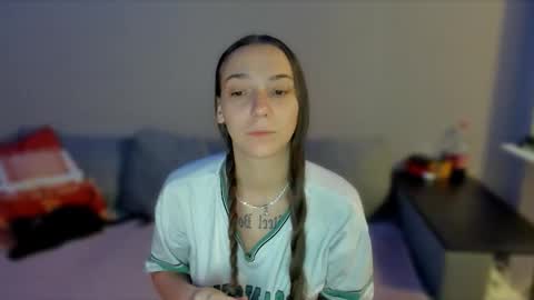 Snapshot of gravitation777 chatting on 01-10-26, 04:58 Anna online show from 01-10-26, 04:58