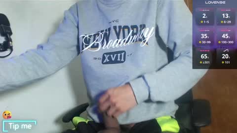 Gray online show from 04-14-26, 09:04