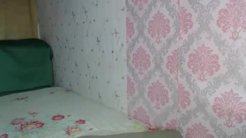 Snapshot of green_jadexxx chatting on 11-13-25, 05:12 green_jadexxx online show from 11-13-25, 05:12