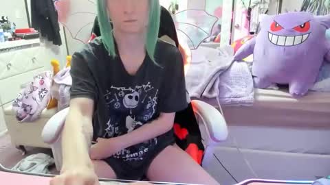 GreenEyedLovexo online show from 12-01-25, 09:20