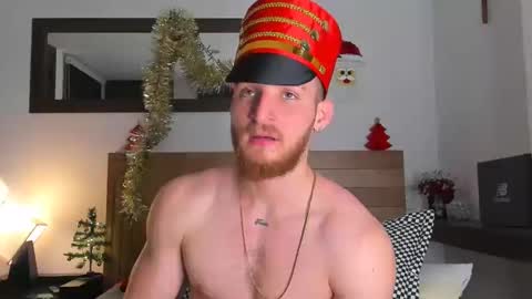 Snapshot of greeneyes_col chatting on 12-05-24, 05:48 Juan online show from 12-05-24, 05:48