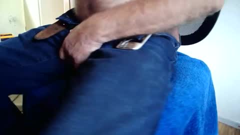 Snapshot of greenforestguy chatting on 09-24-25, 11:13 greenforestguy online show from 09-24-25, 11:13