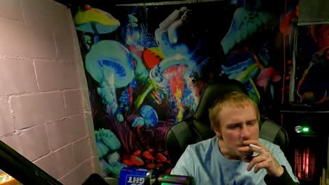 Greenlungs8195 online show from 12-29-24, 09:39