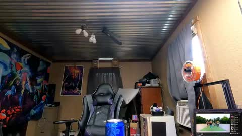 Greenlungs8195 online show from 11-01-25, 06:21