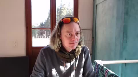 Snapshot of greenmoon88888 chatting on 01-03-25, 11:35 Greenmoon online show from 01-03-25, 11:35