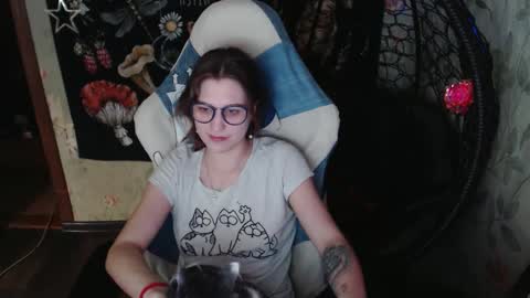 Lina online show from 03-17-26, 11:02