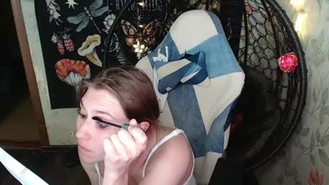 Snapshot of greenwitch9 chatting on 06-06-26, 01:05 Lina online show from 06-06-26, 01:05