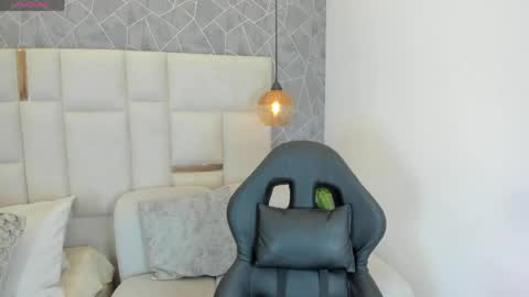 GRETA online show from 04-09-26, 08:47