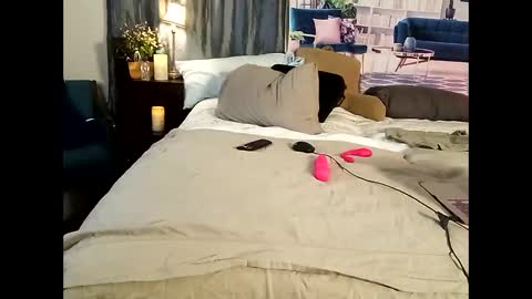 Snapshot of gregnice313 chatting on 01-26-25, 04:41 NICE and sometimes Savvy online show from 01-26-25, 04:41