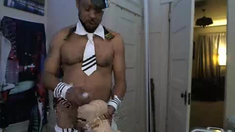 Snapshot of gregnice313 chatting on 09-13-25, 04:01 NICE and sometimes Savvy online show from 09-13-25, 04:01