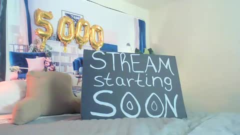 Snapshot of gregnice313 chatting on 09-21-25, 05:42 NICE and sometimes Savvy online show from 09-21-25, 05:42