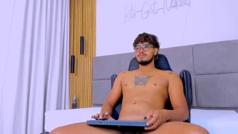 Gregori online show from 01-03-25, 01:47