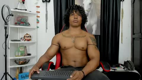 Gregori online show from 04-13-26, 04:34