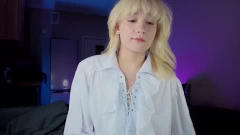 Greg-independent model online show from 09-28-25, 09:53