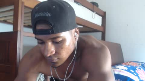 Snapshot of gregory_x chatting on 01-28-25, 08:26 Gregory max online show from 01-28-25, 08:26