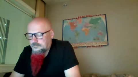 Snapshot of gregrev chatting on 12-11-24, 02:09 gregrev online show from 12-11-24, 02:09