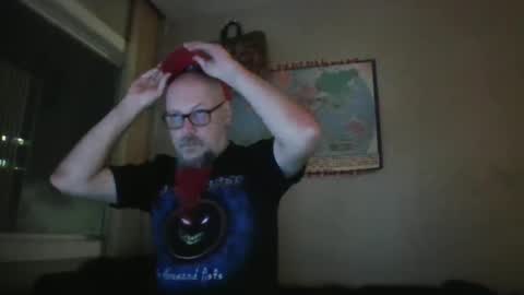 Snapshot of gregrev chatting on 01-03-25, 01:59 gregrev online show from 01-03-25, 01:59