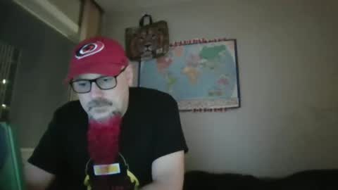 Snapshot of gregrev chatting on 02-05-25, 01:15 gregrev online show from 02-05-25, 01:15