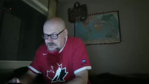 Snapshot of gregrev chatting on 02-16-25, 04:09 gregrev online show from 02-16-25, 04:09