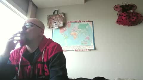 Snapshot of gregrev chatting on 10-05-25, 09:34 gregrev online show from 10-05-25, 09:34