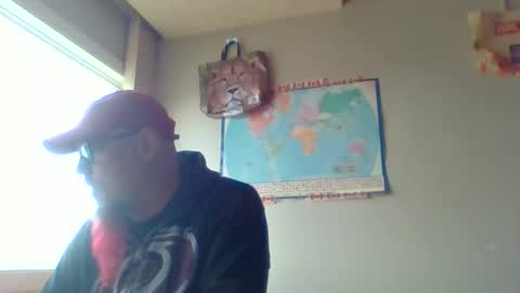 Snapshot of gregrev chatting on 06-10-26, 10:19 gregrev online show from 06-10-26, 10:19