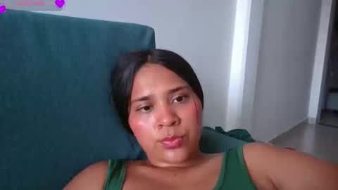 Snapshot of greicy098 chatting on 10-16-25, 06:31 grei online show from 10-16-25, 06:31