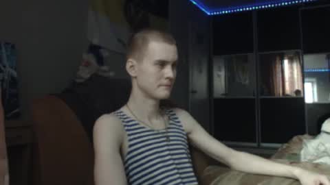 Snapshot of greonn chatting on 01-20-25, 09:56 Felix online show from 01-20-25, 09:56