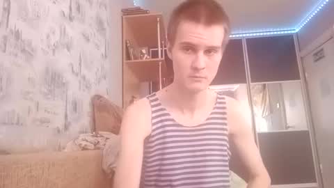 Snapshot of greonn chatting on 03-09-25, 01:59 Felix online show from 03-09-25, 01:59