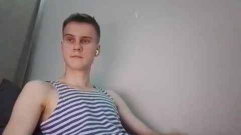 Snapshot of greonn chatting on 10-21-25, 05:57 Felix online show from 10-21-25, 05:57