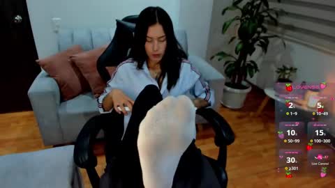  Emmy  online show from 02-05-25, 11:28