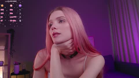 Snapshot of gretchen_mol chatting on 10-12-25, 07:40 gretchen_mol online show from 10-12-25, 07:40