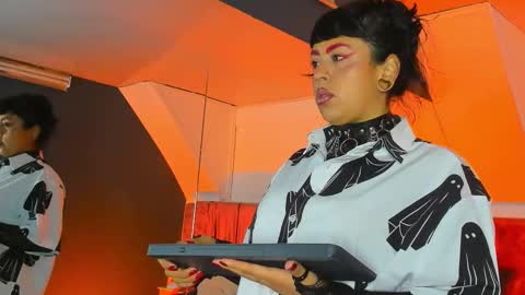 Snapshot of gretel_lenis chatting on 01-10-26, 03:19 Gretel online show from 01-10-26, 03:19