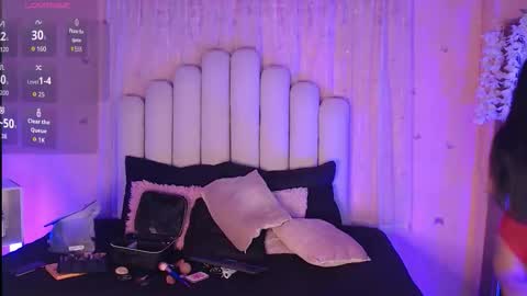 Snapshot of gretel_streit chatting on 02-14-26, 03:58 Gretel online show from 02-14-26, 03:58