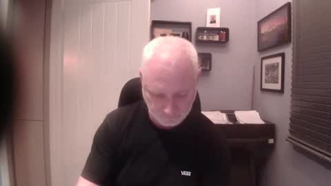 greyfox_6000 online show from 01-28-25, 05:35