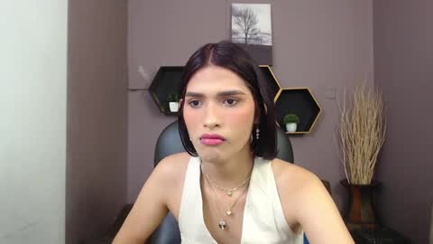 Snapshot of greys_ath chatting on 01-09-25, 03:36 greys online show from 01-09-25, 03:36