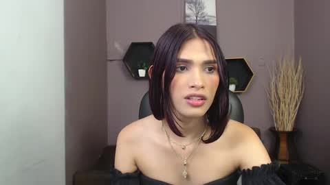 Snapshot of greys_ath chatting on 01-29-25, 03:12 greys online show from 01-29-25, 03:12