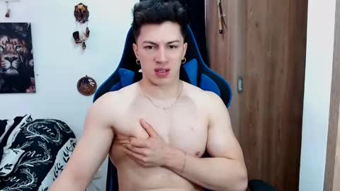 Snapshot of griego01 chatting on 12-09-24, 05:19 griego01 online show from 12-09-24, 05:19