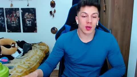 Snapshot of griego01 chatting on 12-23-24, 02:35 griego01 online show from 12-23-24, 02:35