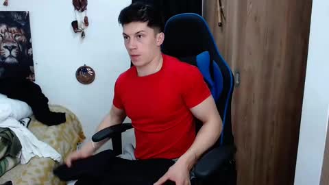 Snapshot of griego01 chatting on 01-03-25, 09:05 griego01 online show from 01-03-25, 09:05