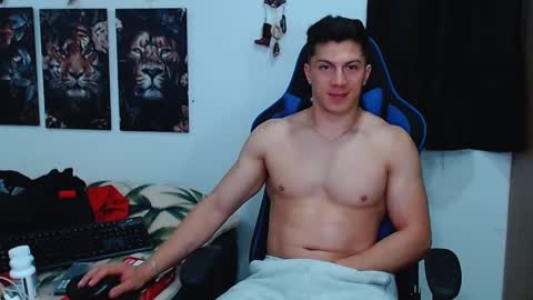 Snapshot of griego01 chatting on 03-12-25, 10:50 griego01 online show from 03-12-25, 10:50