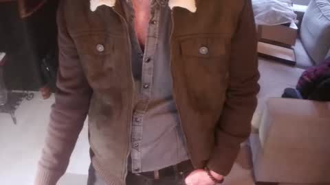 Snapshot of grimbergen123 chatting on 11-23-25, 03:23 Grim online show from 11-23-25, 03:23