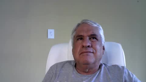 grisa01 online show from 02-02-25, 01:41