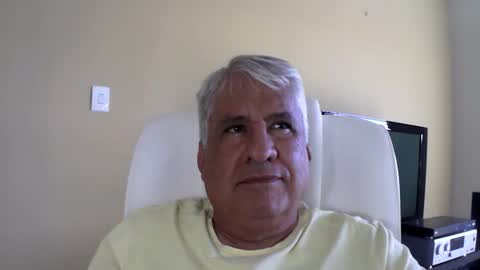 grisa01 online show from 04-15-26, 01:07