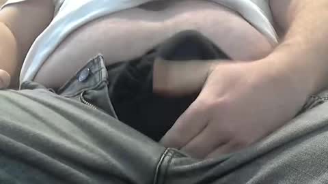 Snapshot of grrguy1 chatting on 12-19-24, 03:19 GrrGuy1 online show from 12-19-24, 03:19