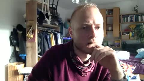 gruendamien online show from 01-13-25, 02:32