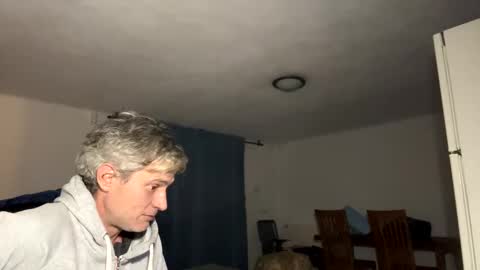 guardiannif_ online show from 02-05-25, 08:57