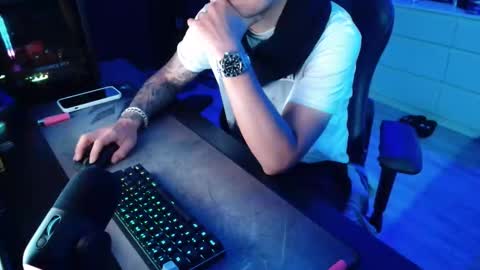 Guayaco  online show from 02-07-26, 06:00