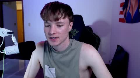 gucciboi4 online show from 01-25-25, 03:40